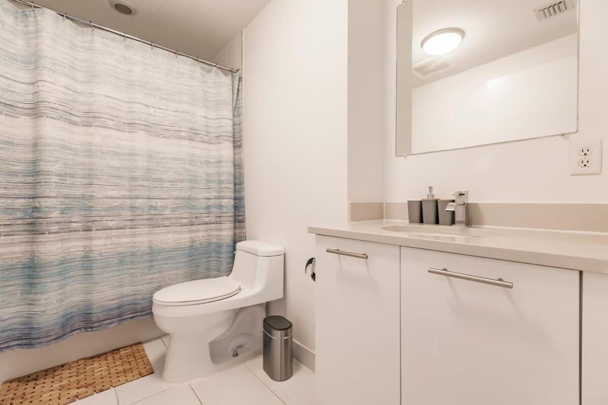 Hang Ten- Large Townhome Lux Amenities Parking Miami Exterior photo